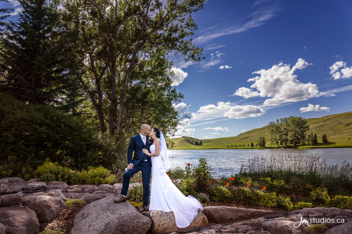 180707_6397-Calgary-Wedding-Photographers-Crossfield-JM_Photography
