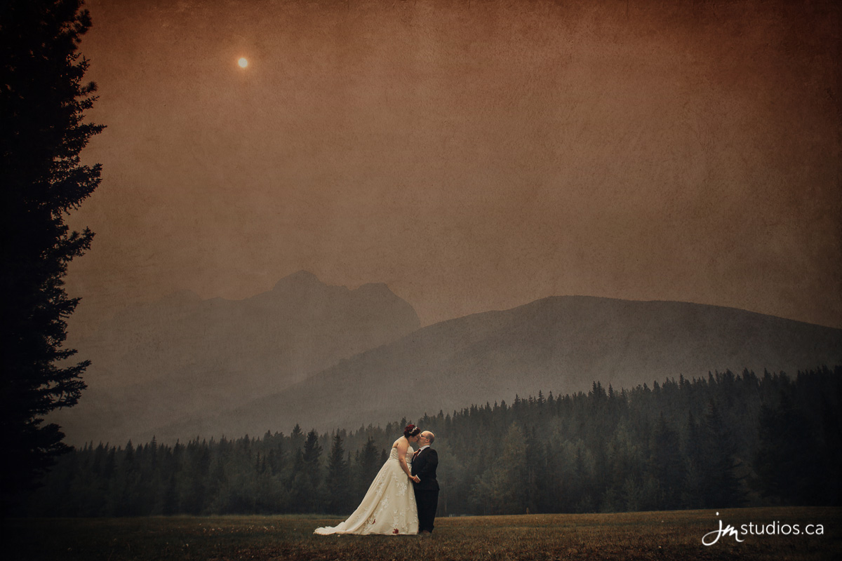 180818_0001-Rocky-Mountain-Wedding-Photographers-Kananaskis-Mountain-Lodge-JM_Photography